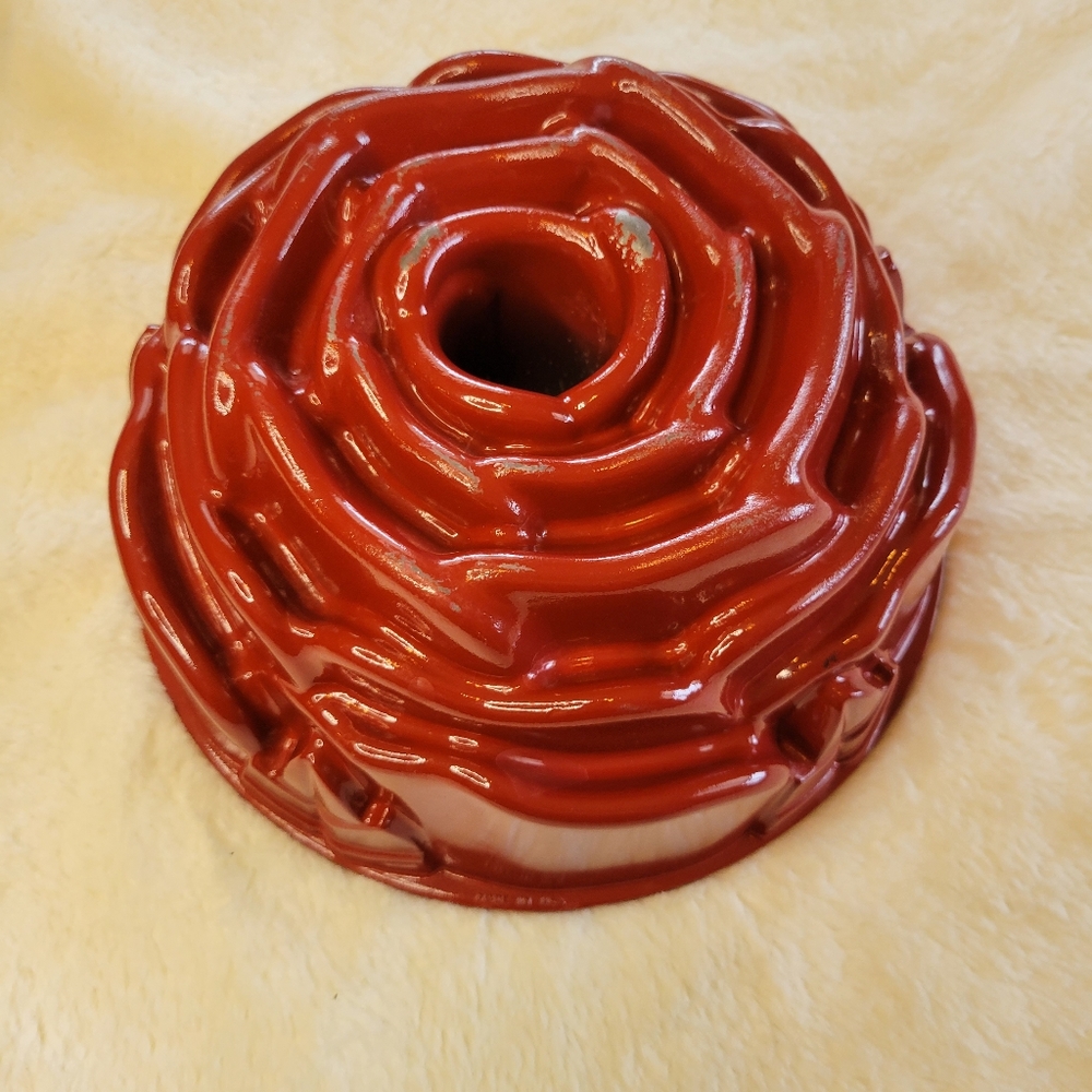 Nordic Ware -  Rose Bundt Pan - Red - Picture 2 of 6